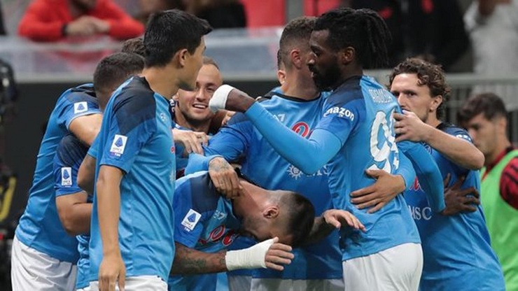 Prediksi Skor Salernitana vs Napoli dalam Liga Italia 2022-2023