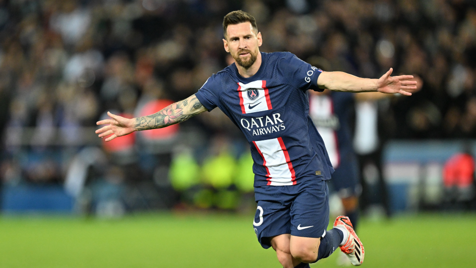 Messi berhasil menjadi bintang PSG kala PSG menang lawan angers 2-0 pada pertandingan liga Prancis 2022/2023
